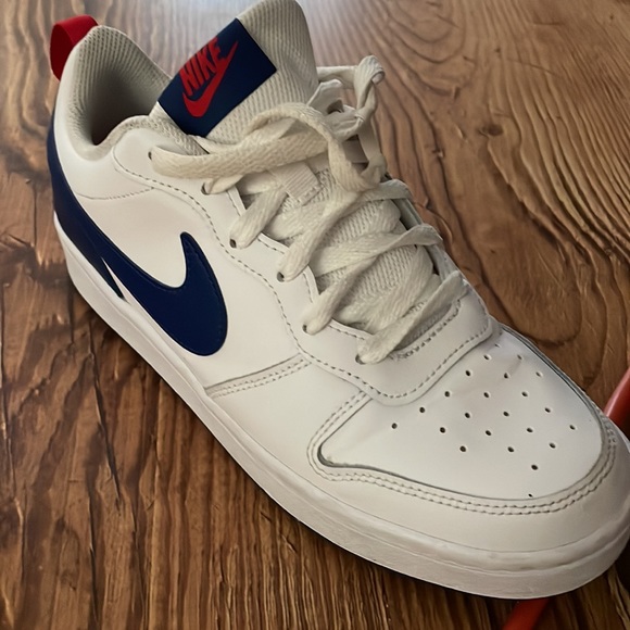 I need money for bills - Picture 4 of 5